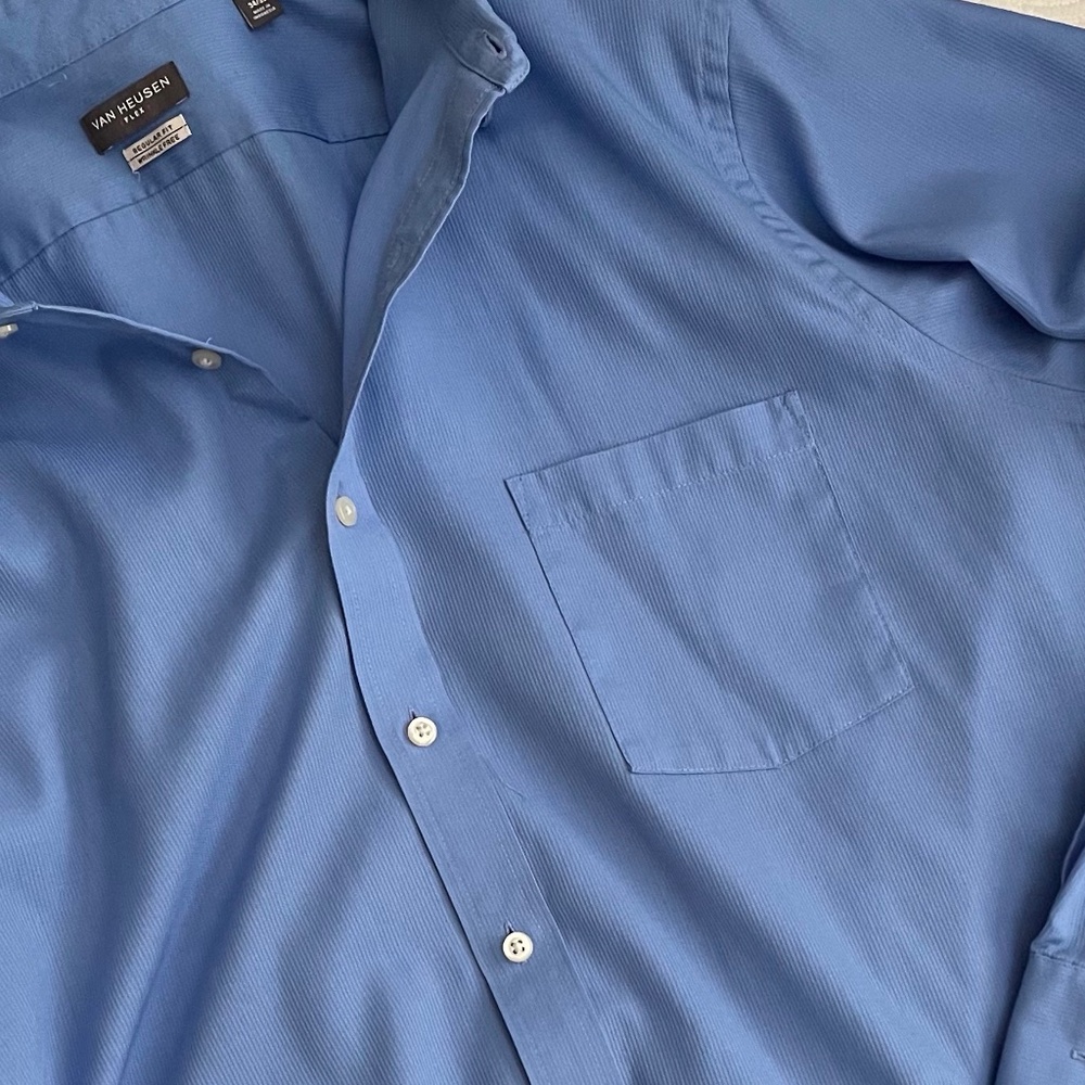 Van Heusen Men's Regular Fit Dress Shirt Wrinkle Free 17-34/35 - Picture 5 of 9